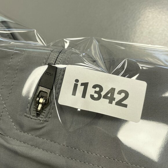 NEW Eddie Bauer Rainier 10” Tech Shorts Men’s 36 Cargo Outdoor Gray - Picture 8 of 8